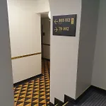 Loft Style Apartment- Free Parking- Free Gym- Keyless Access