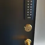 公寓 Loft Style Apartment- Free Parking- Free Gym- Keyless Access 塔尔图