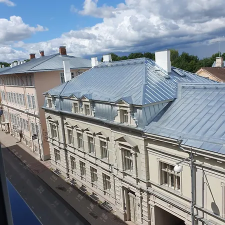 Loft Style Apartment- Free Parking- Free Gym- Keyless Access Appartamento