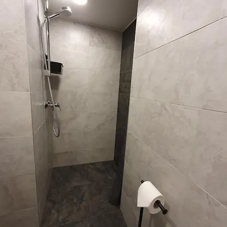 Appartamento Loft Style Apartment- Free Parking- Free Gym- Keyless Access Tartu