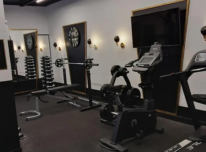 公寓 Loft Style Apartment- Free Parking- Free Gym- Keyless Access *