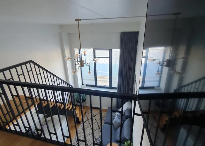 Loft Style Apartment- Free Parking- Free Gym- Keyless Access 塔尔图